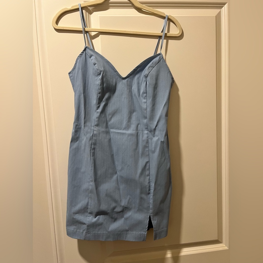 Urban Outfitters Light Blue Mini Dress NWT
Size Small